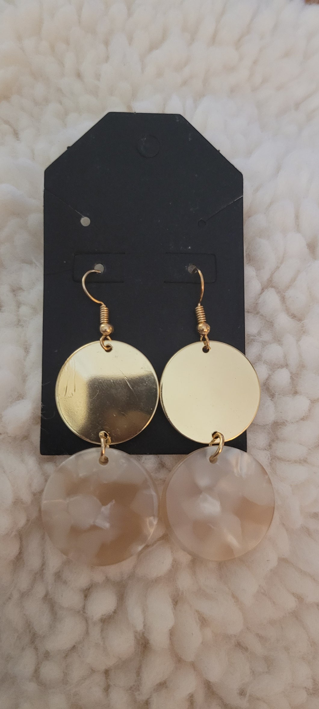 Gold/oatmeal double disc earrings