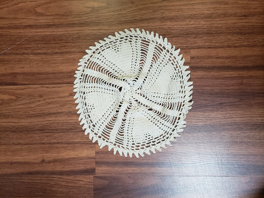 Cream Medium Circular Doilie