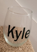 Load image into Gallery viewer, Personalized Stemless Wine Glass

